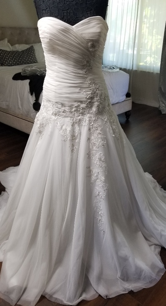 Wedding dress